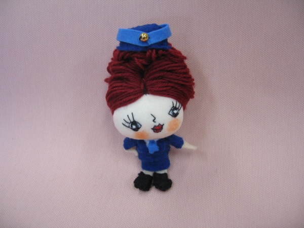 マリコ婦人警官。