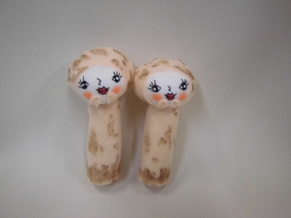 松茸マリコ。