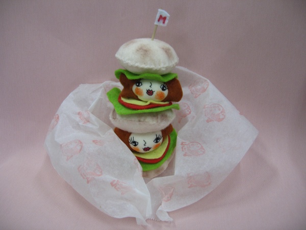 マリコダブルバーガー。